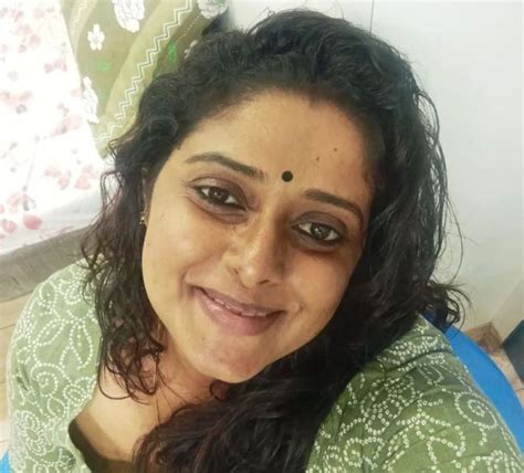 shelly nabu kumar sex|Shelly Kishore Age, Husband, Family, Biography & More